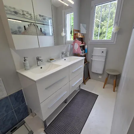 Belle 6 Pers A 300m De La Avec Jardin, Terrasse Et Veranda - - Fr-1-194-395 *